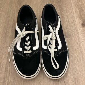 Like new VANS Women’s 9.5
